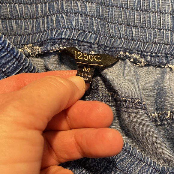 1250c Drawstring Joggers. Size Medium. - Picture 5 of 6